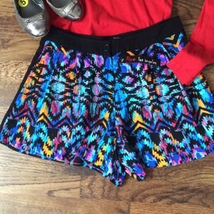 High-waisted flowy shorts NWOT